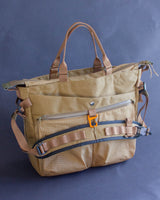 Messenger Tote V2 in Tan