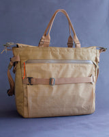 Messenger Tote V2 in Tan